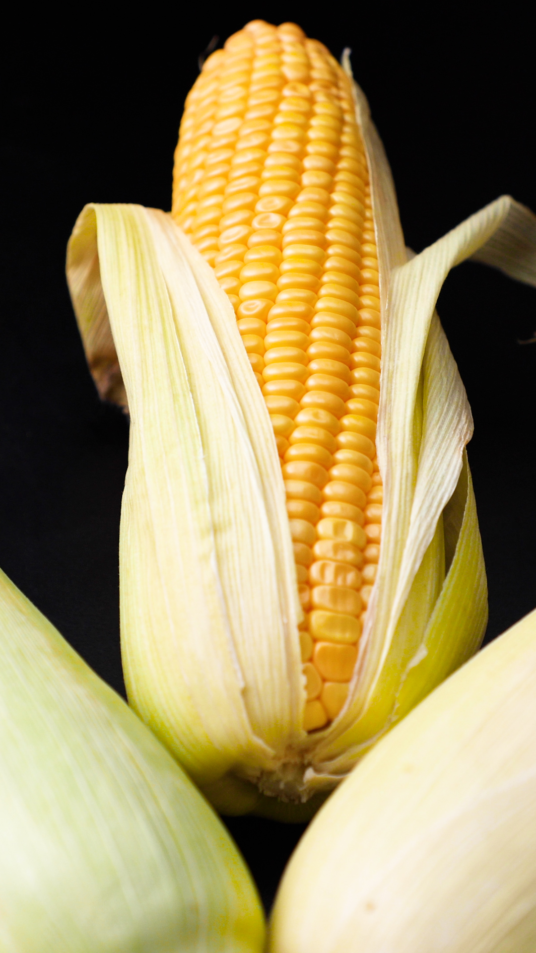 How To Shuck & Cook Corn