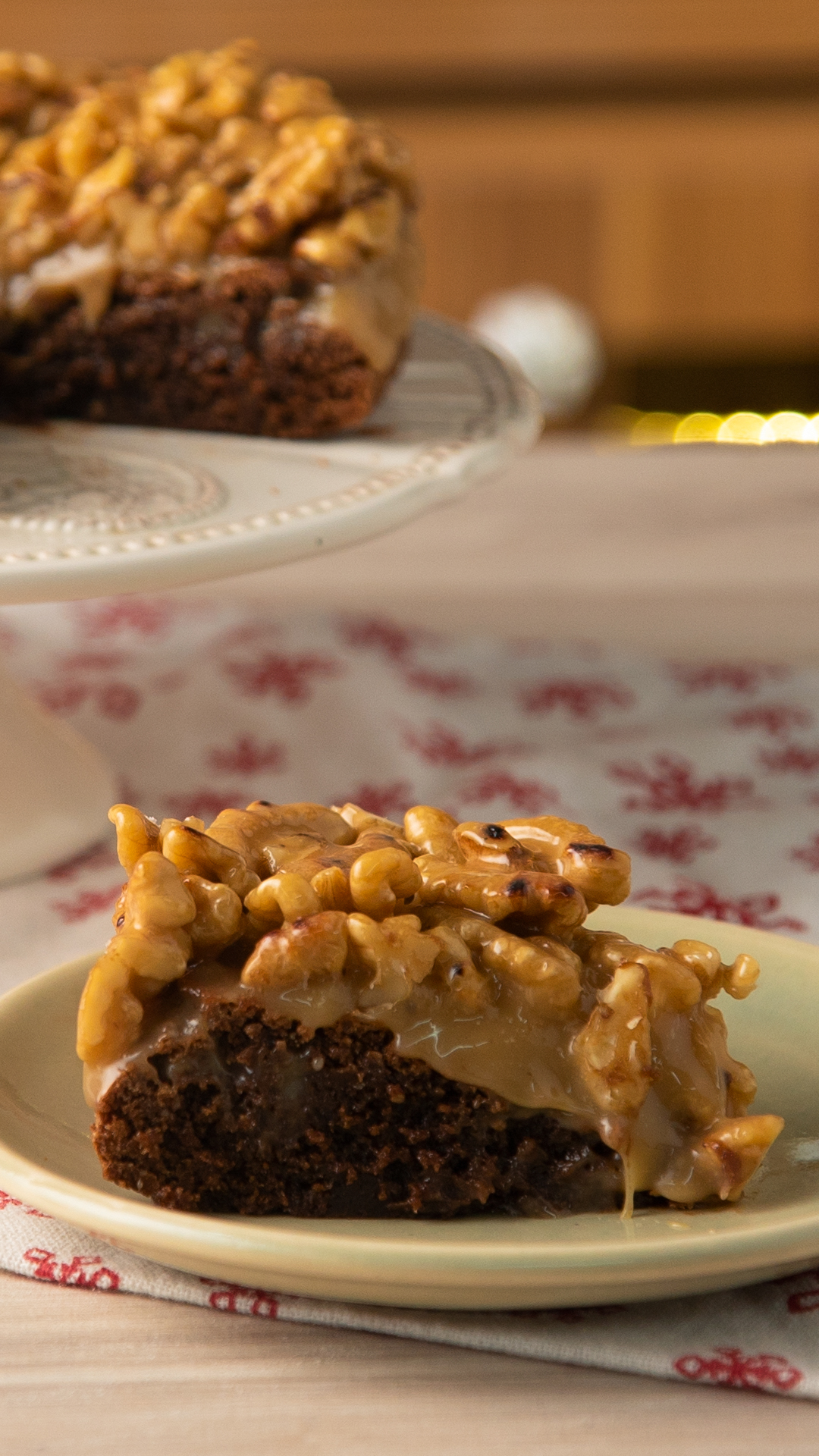 Coffee, Nuts and Caramel Cake